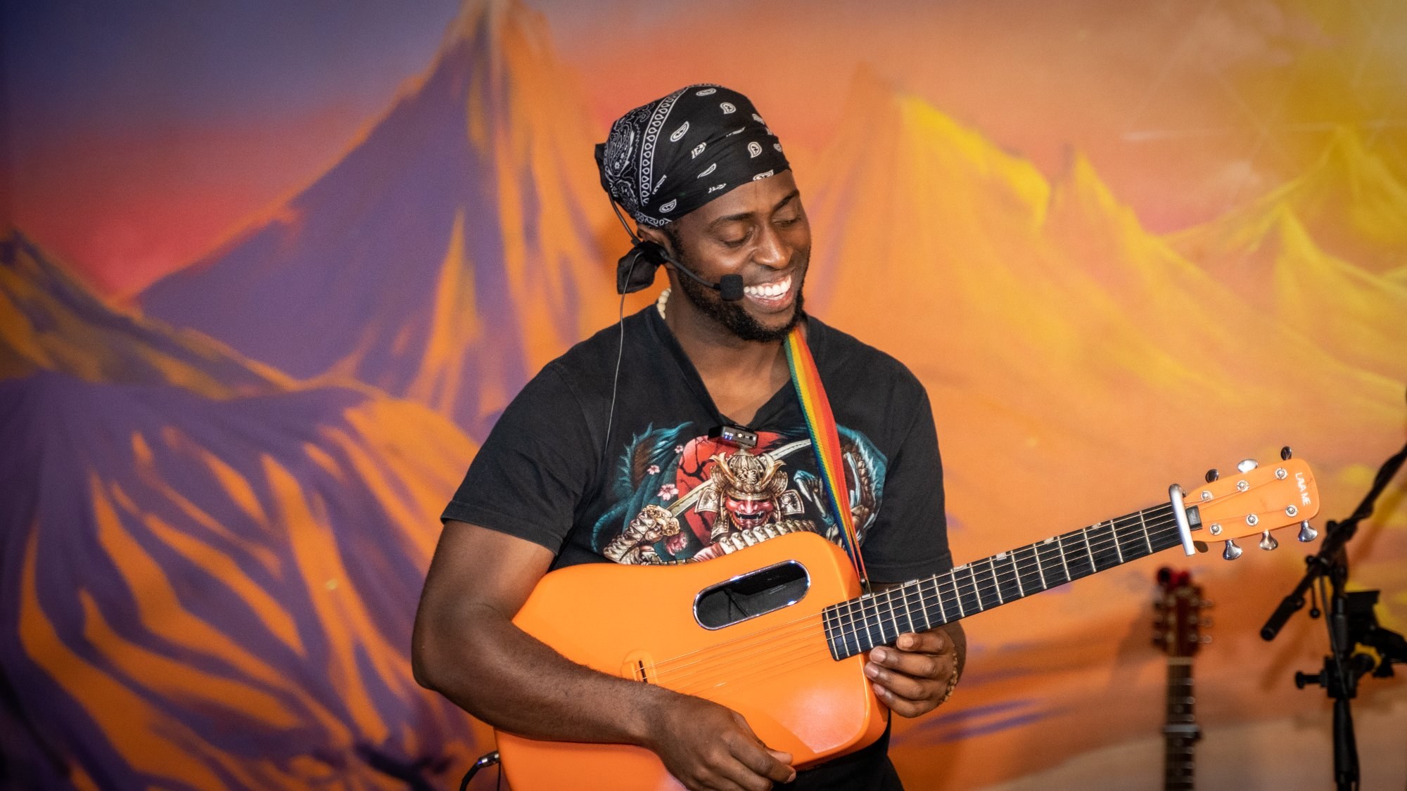 Krishool playing guitar live